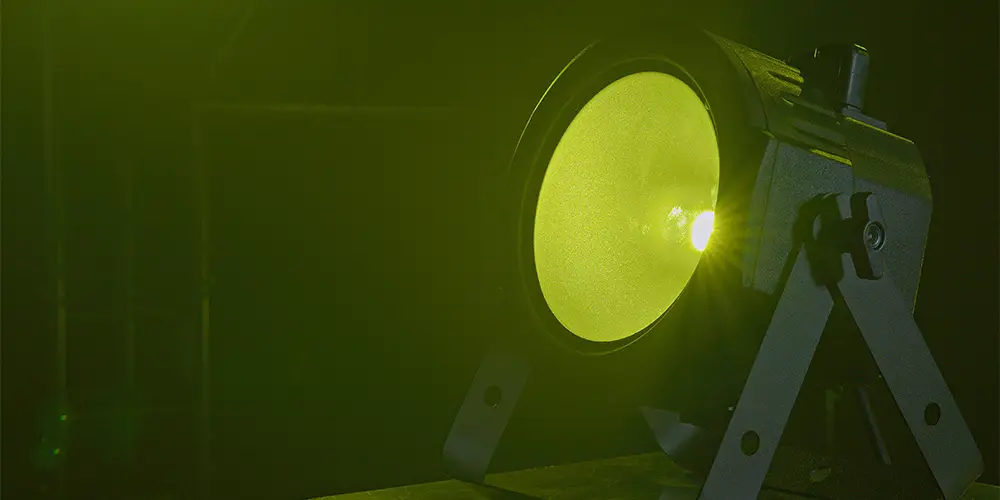 Spots mit RGBL Farbmischung dank LIME LED, EUROLITE LED SLS-30 COB RGBAL