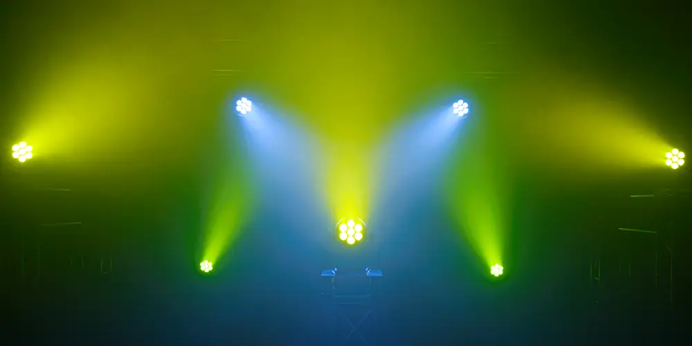 Spots mit RGBL Farbmischung dank LIME LED, EUROLITE LED IP PAR 7x15W RGBL Spot